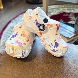 CROCS Kids White with Colorful Animal Print Sandals